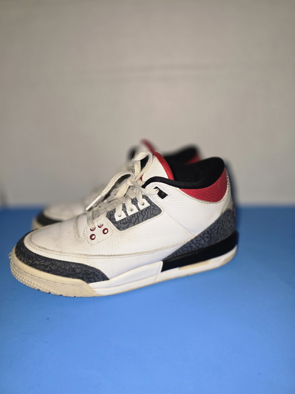 Jordan 3 Beaters White/Cement/Red Colorway ❤️🖤